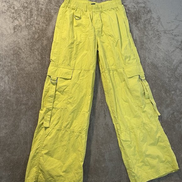 Wild Fable Pants Womens Small Cargo Wide Leg Neon Yellow Relaxed Stretch Baggy - Picture 1 of 7